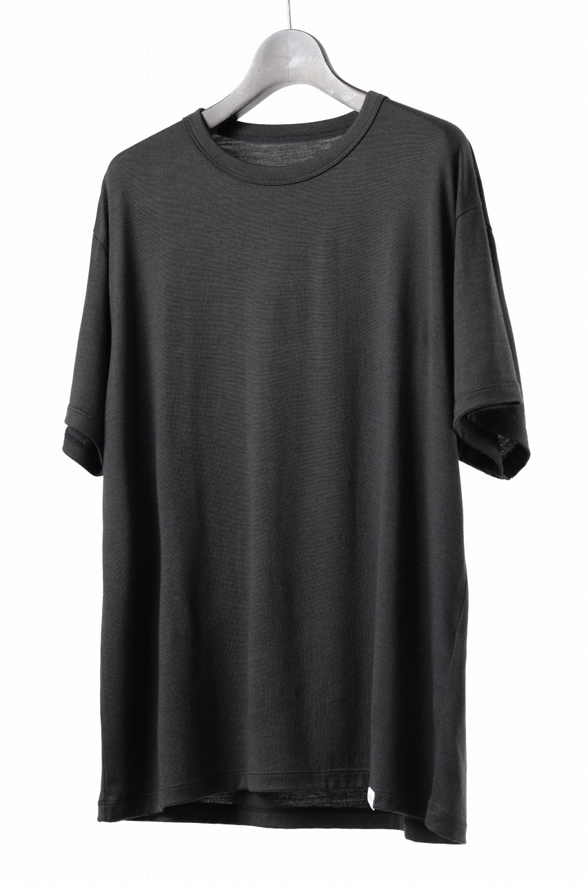 CAPERTICA REGULAR FIT S/S TEE / SUPER 140s WASHABLE WOOL DC JERSEY (DARKNESS)