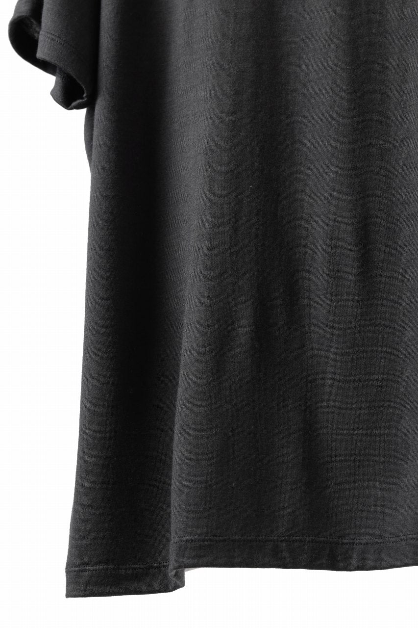 CAPERTICA REGULAR FIT S/S TEE / SUPER 140s WASHABLE WOOL DC JERSEY (DARKNESS)