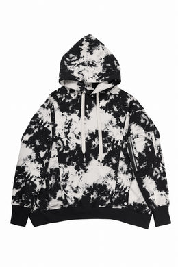 A.F ARTEFACT CARGO HOODED TOPS / MOTTLED DYING (BLACK x IVORY)