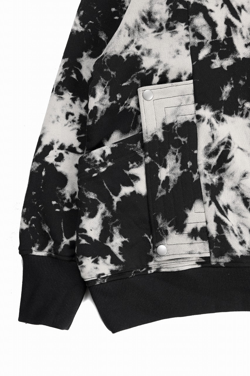 A.F ARTEFACT CARGO HOODED TOPS / MOTTLED DYING (BLACK x IVORY)