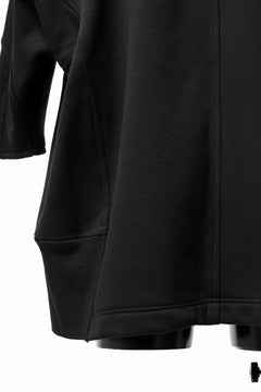 Load image into Gallery viewer, FIRST AID TO THE INJURED &quot;TABEO&quot; HALF SLEEVE PARKA / BRUSHED US SWEAT &amp; FLEECE (BLACK)