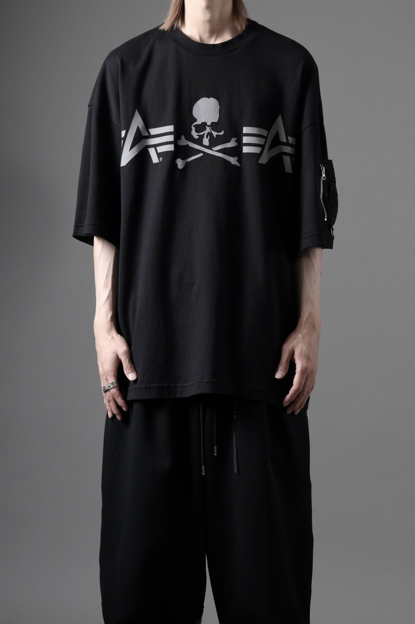 MASTERMIND WORLD x ALPHA INDUSTRIES CIGER POCKET OVERSIZED T-SHIRT (BLACK)