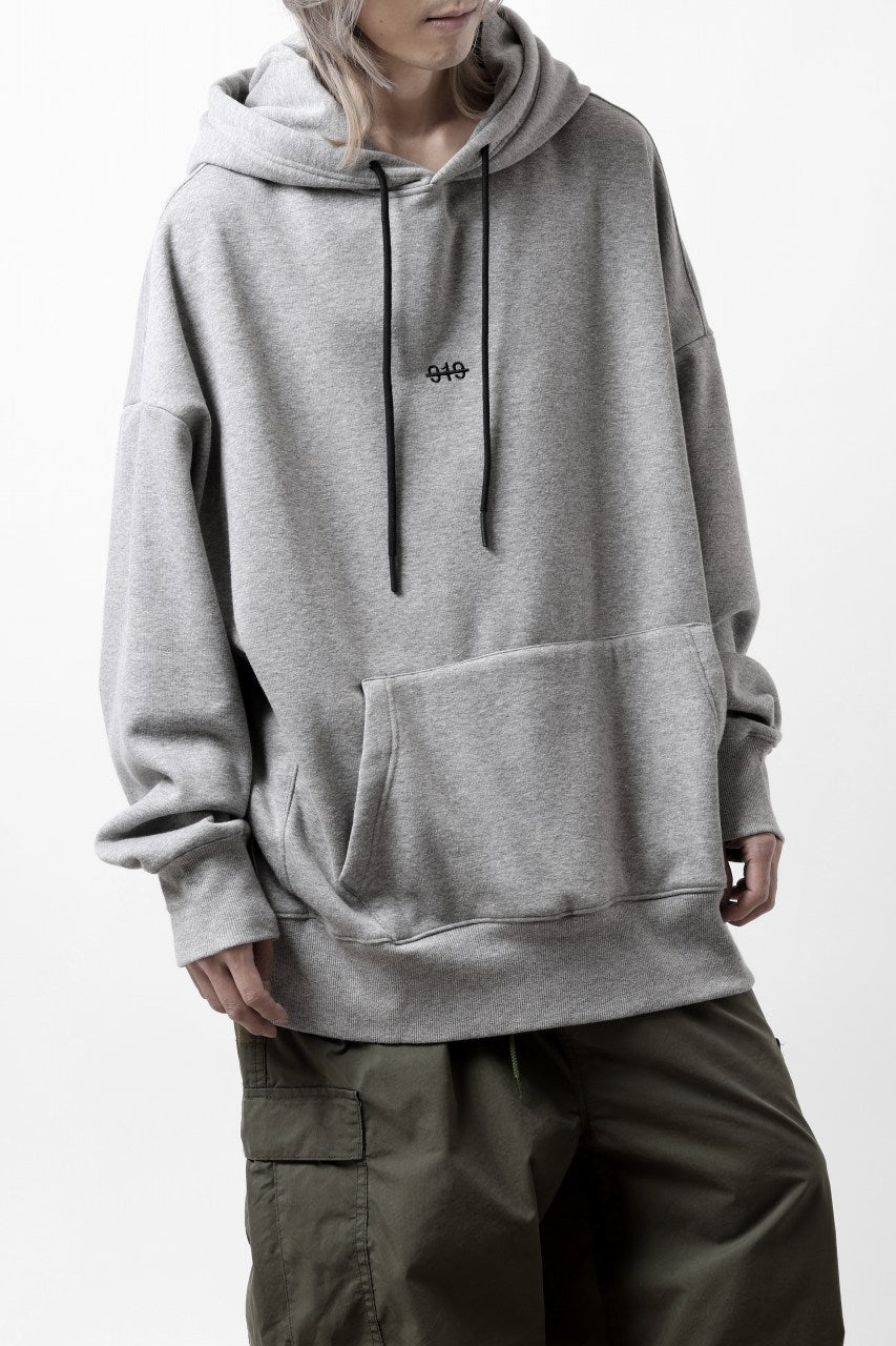 Load image into Gallery viewer, A.F ARTEFACT BOMBERHEAT® BACK LOGO HOODIE (LIGHT GREY)