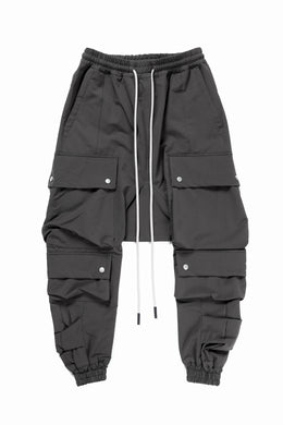 A.F ARTEFACT BELTED EXTREME WIDE CARGO PANTS (BLACK)