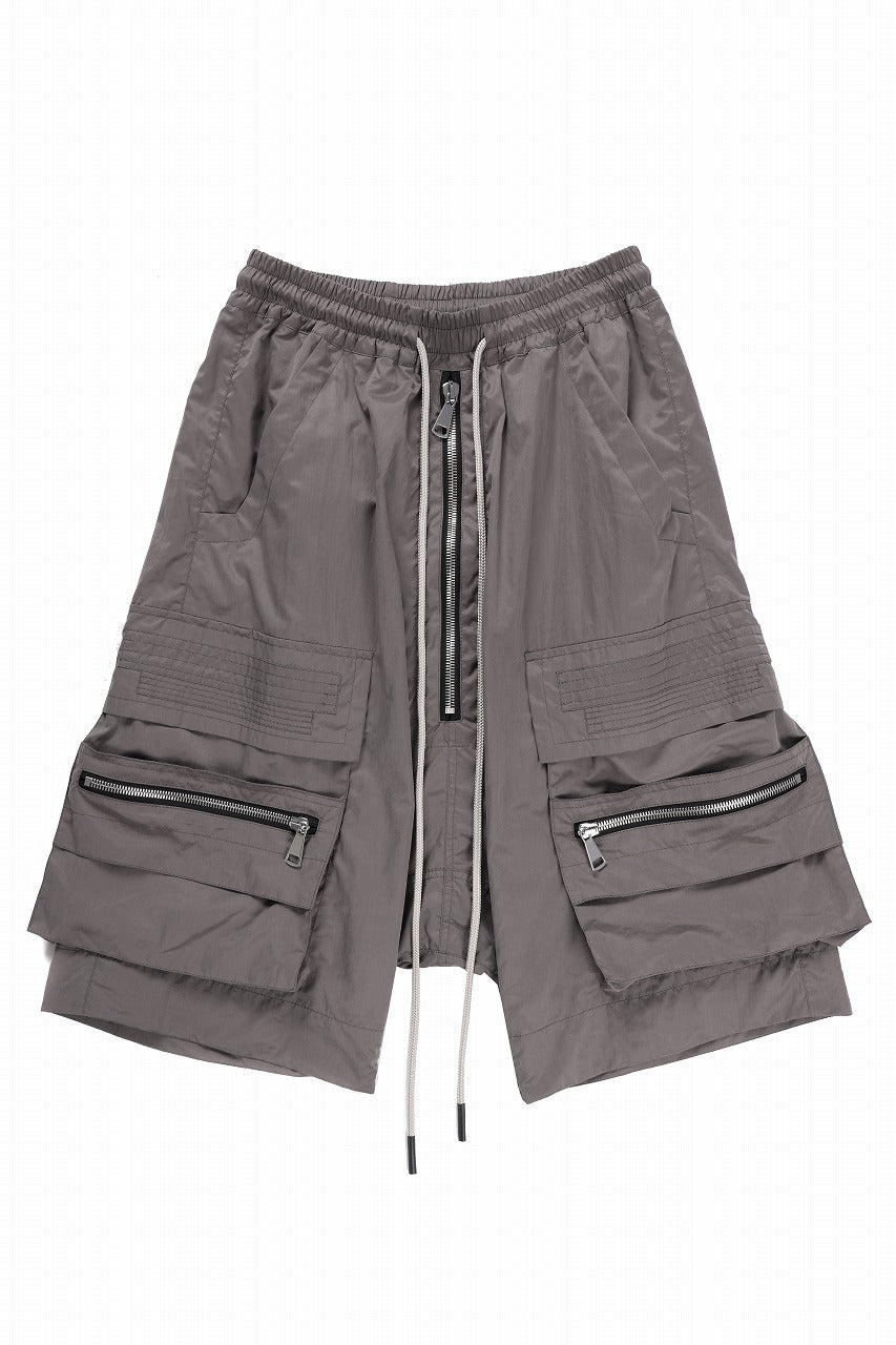 A.F ARTEFACT MILITARY WIDE SHORTSショーツ