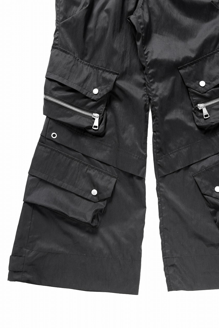 A.F ARTEFACT NYLON CARGO BAGGY PANTS (BLACK)