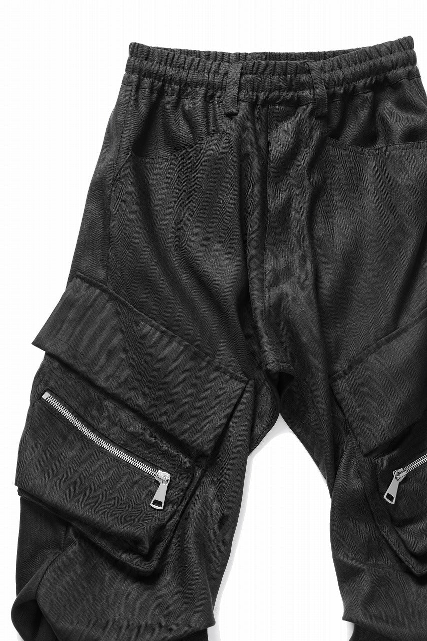 A.F ARTEFACT HERRINGBONE LINEN CARGO TUCK BAGGY PANTS (BLACK)