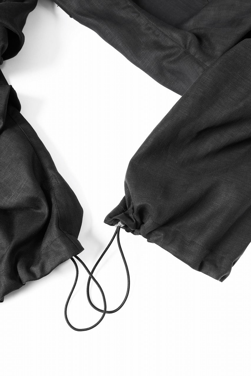 A.F ARTEFACT HERRINGBONE LINEN CARGO TUCK BAGGY PANTS (BLACK)