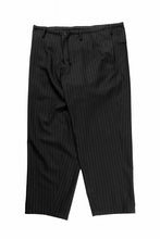 画像をギャラリービューアに読み込む, Y&#39;s for men WIDE-LEG DRAWSTRING PANTS / STRIPED SERGE (BLACK)