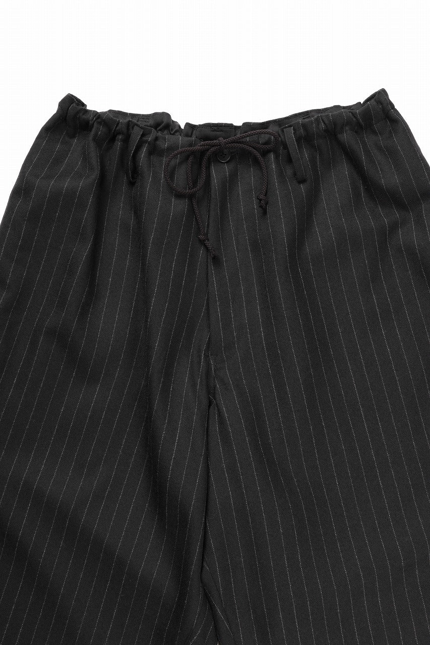 画像をギャラリービューアに読み込む, Y&#39;s for men WIDE-LEG DRAWSTRING PANTS / STRIPED SERGE (BLACK)