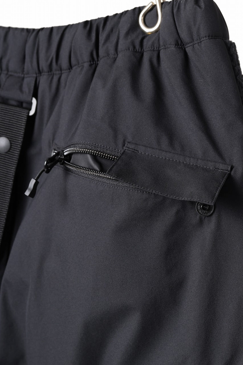 D-VEC x ALMOSTBLACK POLARTEC COAST GUARD TROUSERS / WINDSTOPPER BY GORE-TEX LABS 3L (BLACK)