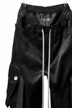 Load image into Gallery viewer, A.F ARTEFACT EXTREME WIDE CARGO PANTS / CORDUROY (BLACK)