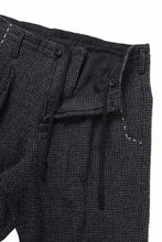 画像をギャラリービューアに読み込む, Y&#39;s for men TAB DETAIL PANTS with HAND STITCH / HOUNDSTOOTH WOOL (BLACK)