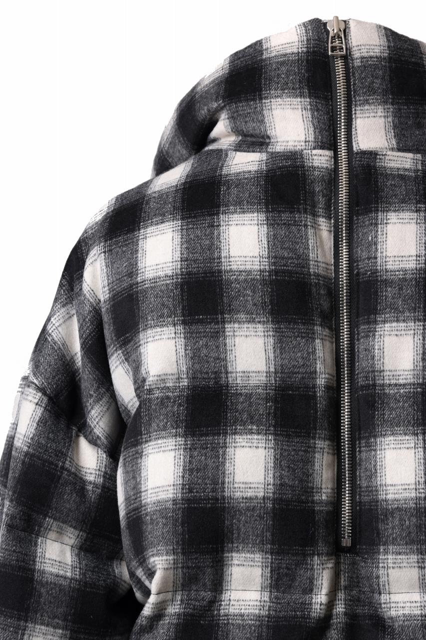 A.F ARTEFACT HIGH NECK DOWN JACKET / OMBRE CHECK FLANNEL (BLACK x WHITE)