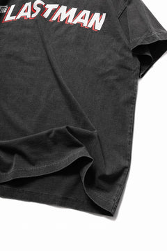画像をギャラリービューアに読み込む, LASTMAN PRINTED TEE -COMIC- (BLACK)