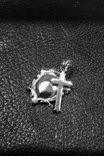 Load image into Gallery viewer, Loud Style Design - GET IN THE RING &quot;UH-017&quot; SILVER PENDANT