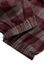 Load image into Gallery viewer, kujaku balloon easy waist pants / P-623 (red × brown)