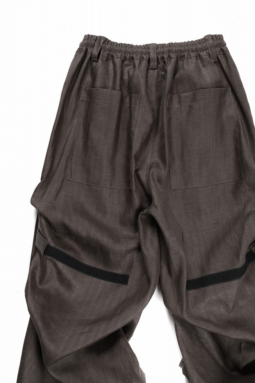 A.F ARTEFACT HERRINGBONE LINEN TUCK WIDE PANTS (BROWN)