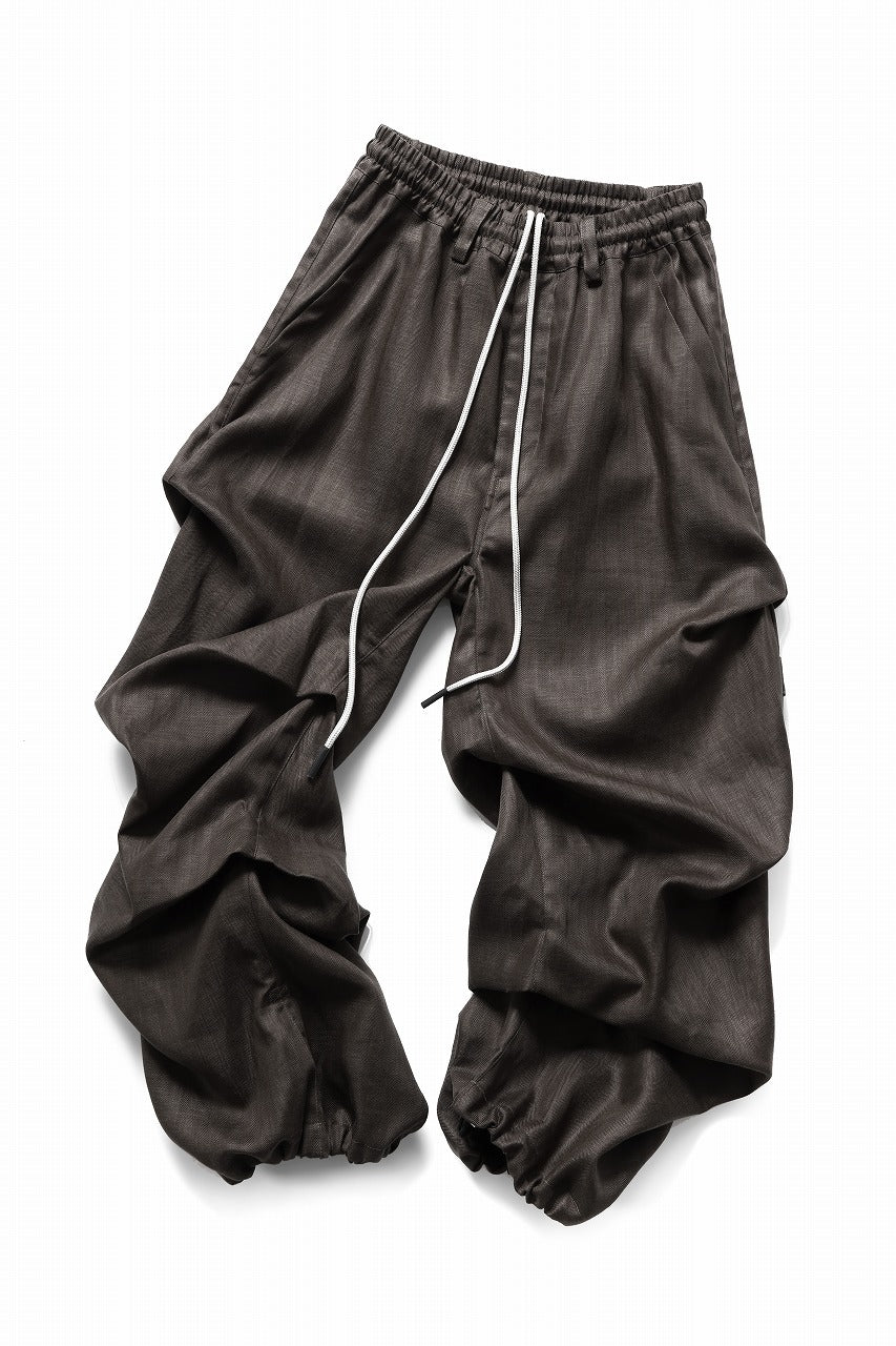 A.F ARTEFACT HERRINGBONE LINEN TUCK WIDE PANTS (BROWN)