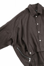 画像をギャラリービューアに読み込む, A.F ARTEFACT HERRINGBONE LINEN SHORT LENGTH SHIRT (BROWN)