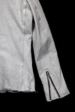 Load image into Gallery viewer, ISAMU KATAYAMA BACKLASH JP-CALF NATURAL DYED GARMENT-WASH SINGLE RIDERS (WHITE)