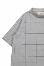 画像をギャラリービューアに読み込む, N/07 exclusive MOCK NECK HALF SLEEVE PULLOVER / WINDOWPANE CHECK TR TWILL (GREY)