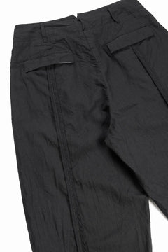 Load image into Gallery viewer, KLASICA &quot;VICTOR&quot; BACK SEAM TAPERED TROUSERS / &quot;END ON END&quot; SUPER 120&#39;s WOOL x HEMP (MATT BLACK)