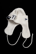 画像をギャラリービューアに読み込む, Y&#39;s × New Era KNIT TRAPPER (IVORY)
