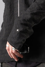 画像をギャラリービューアに読み込む, m.a+ exclusive zipped tall collar shirt jacket wt. pockets / H252DZ/P / LCK (BLACK)