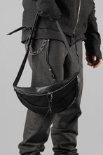 画像をギャラリービューアに読み込む, m.a+ medium slice belt bag / BY202 / CU1.0 (BLACK)