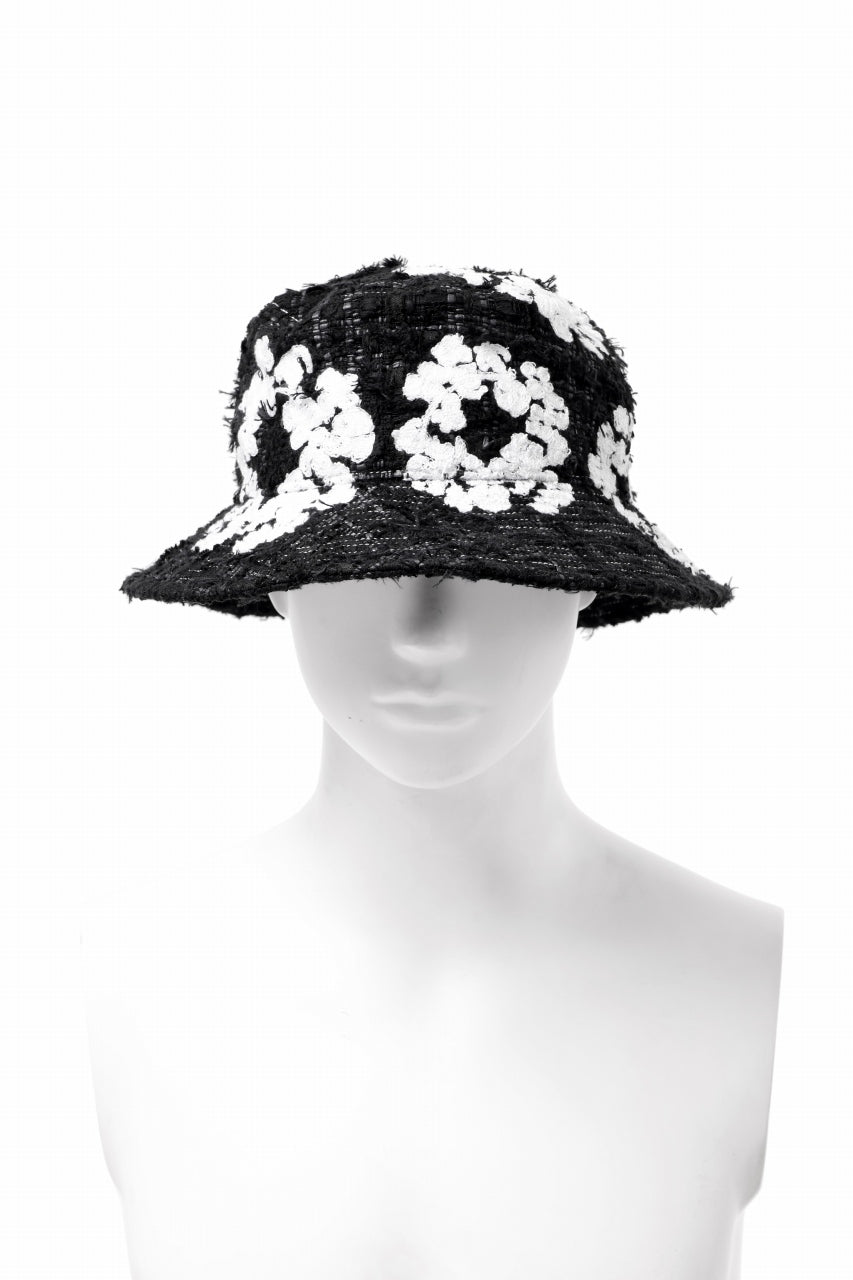 Load image into Gallery viewer, READYMADE x DENIM TEARS COTTON WREATH TWEED BUCKET HAT (BLACK)