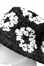 Load image into Gallery viewer, READYMADE x DENIM TEARS COTTON WREATH TWEED BUCKET HAT (BLACK)