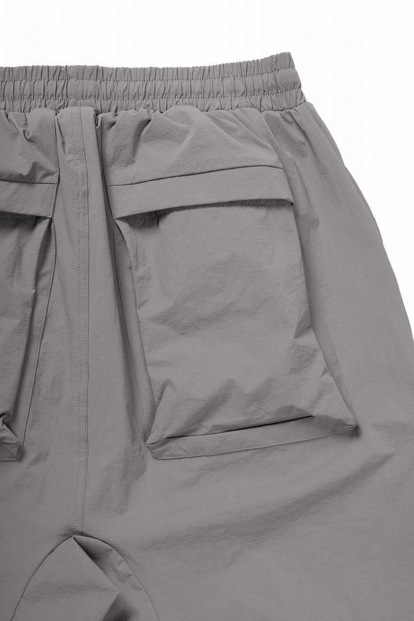 thom/krom ZIP DETAIL SHORTS / RIPSTOP STRETCH NYLON (ROCK)