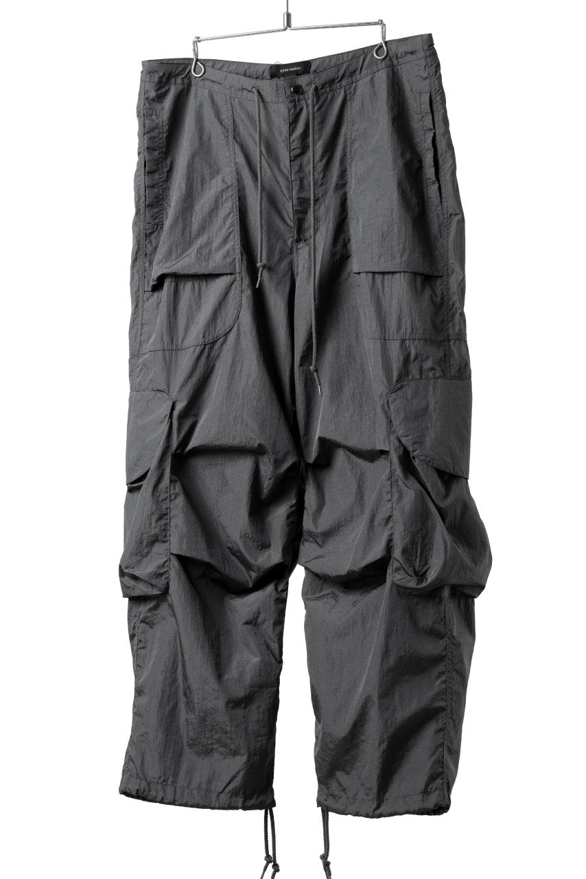 Load image into Gallery viewer, entire studios FREIGHT CARGO PANTS / CRINKLE NYLON (ROCK)