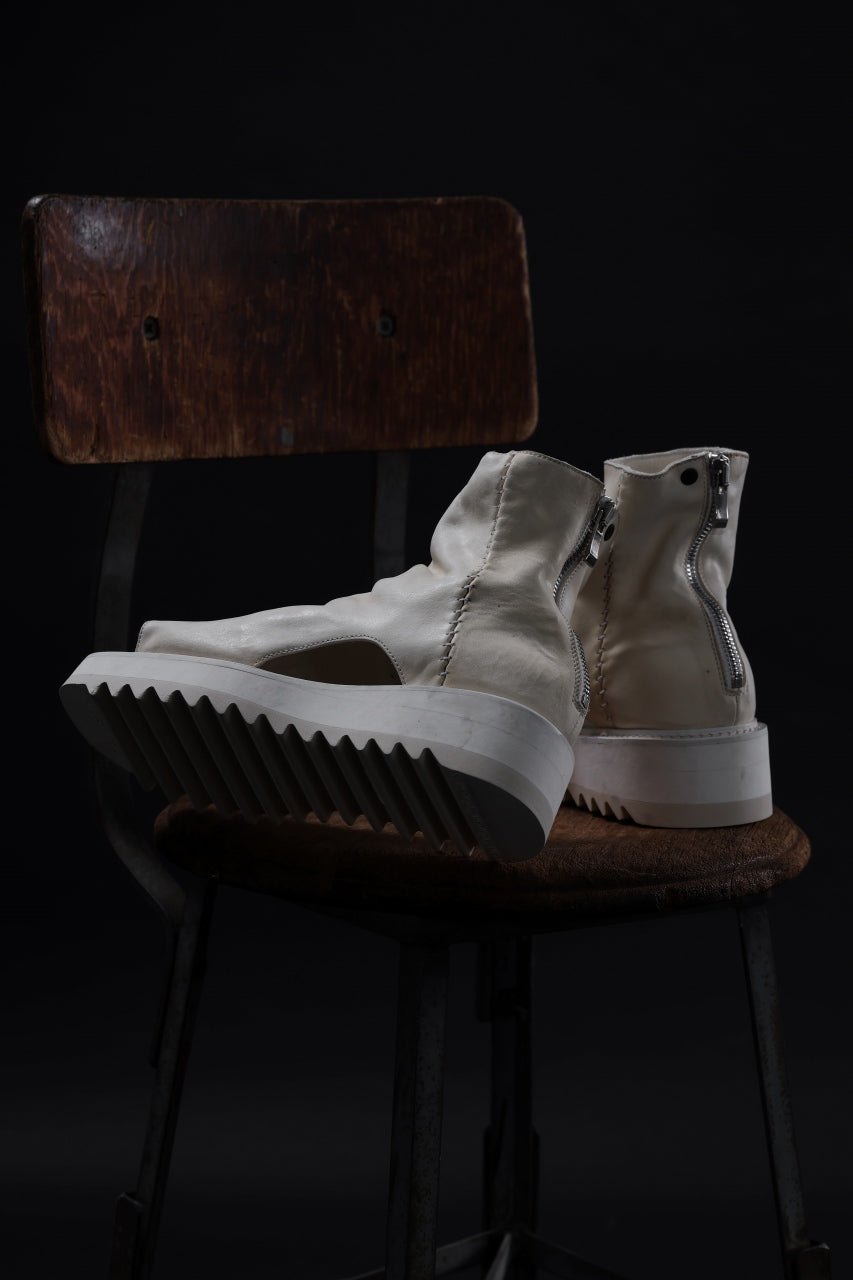 Load image into Gallery viewer, incarnation HORSE WHITE LEATHER SHARK SOLE SANDAL SD-1 (HAND DYED / B00N-OC)