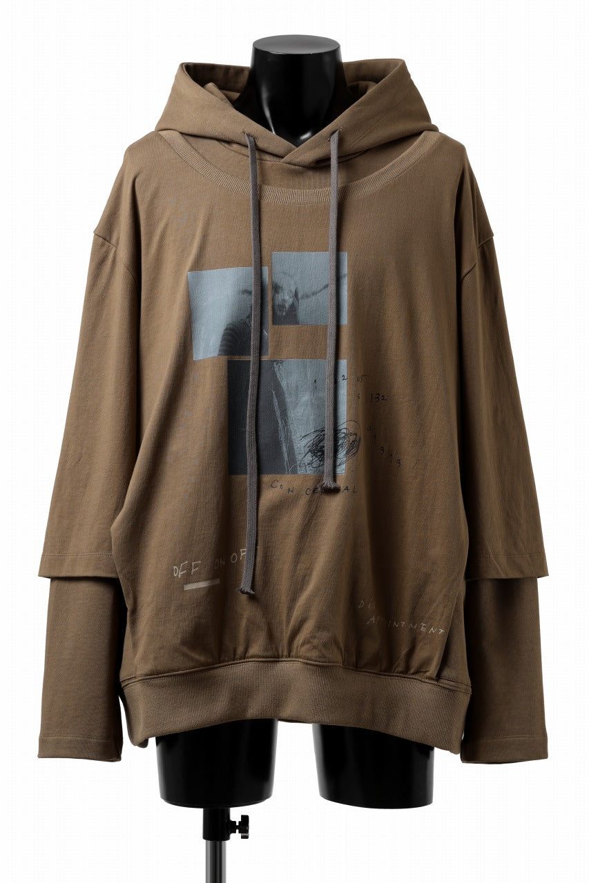 A.F ARTEFACT LAYERED SWEAT HOODIE / TYPE B PRINT (BROWN)