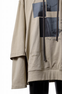 Load image into Gallery viewer, A.F ARTEFACT LAYERED SWEAT HOODIE / TYPE B PRINT (BEIGE)