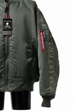 Load image into Gallery viewer, mastermind WORLD x ALPHA INDUSTRIES RIVERSIBLE MA-1 JACKET (OLIVE)