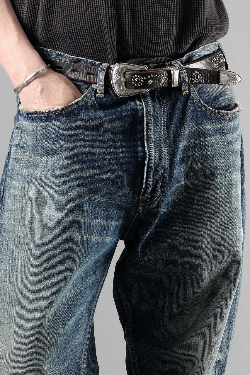 Load image into Gallery viewer, MADNESS AGING DENIM PANTS . M2 REGULAR (INDIGO)