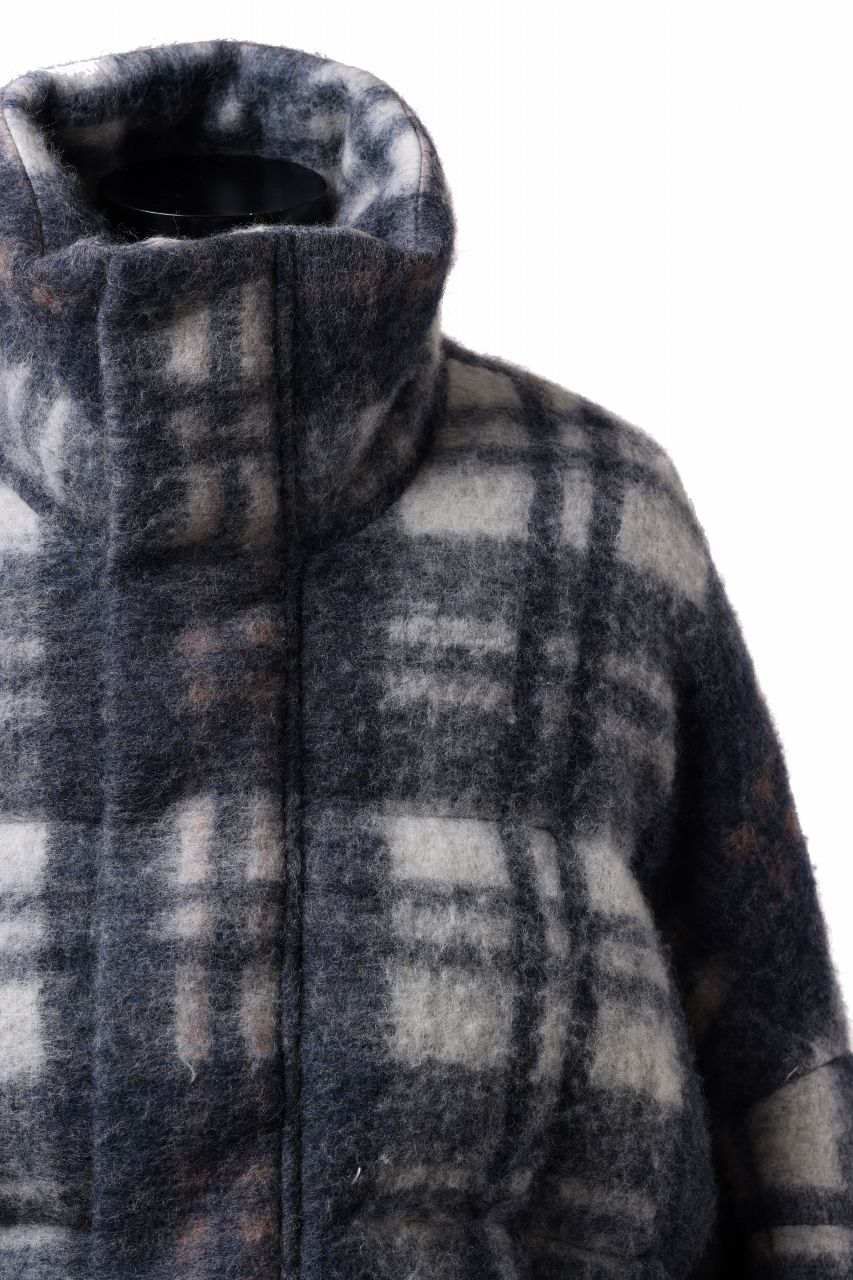 Load image into Gallery viewer, Feng Chen Wang UPSIDE DOWN JACKET IN CHECK PATTERN (NAVY)