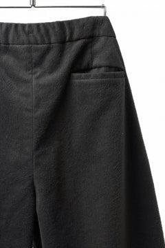 画像をギャラリービューアに読み込む, CAPERTICA BALLOON PANTS / NAPPING MOLESKIN (CHARCOAL)