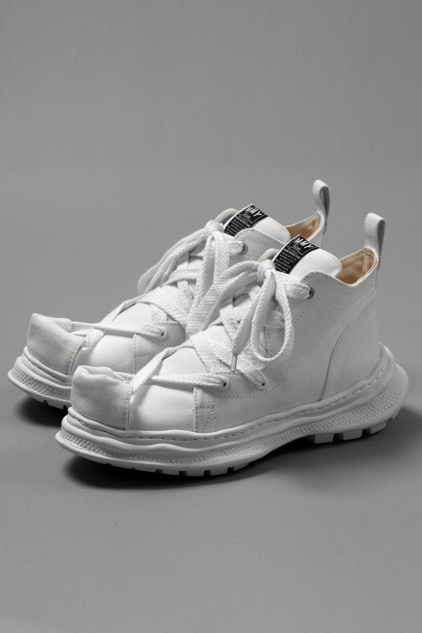 beauty : beast ROLL-TONGUE STAINNING SHOES feat. Maison MIHARA YASUHIRO (WHITE x WHITE)