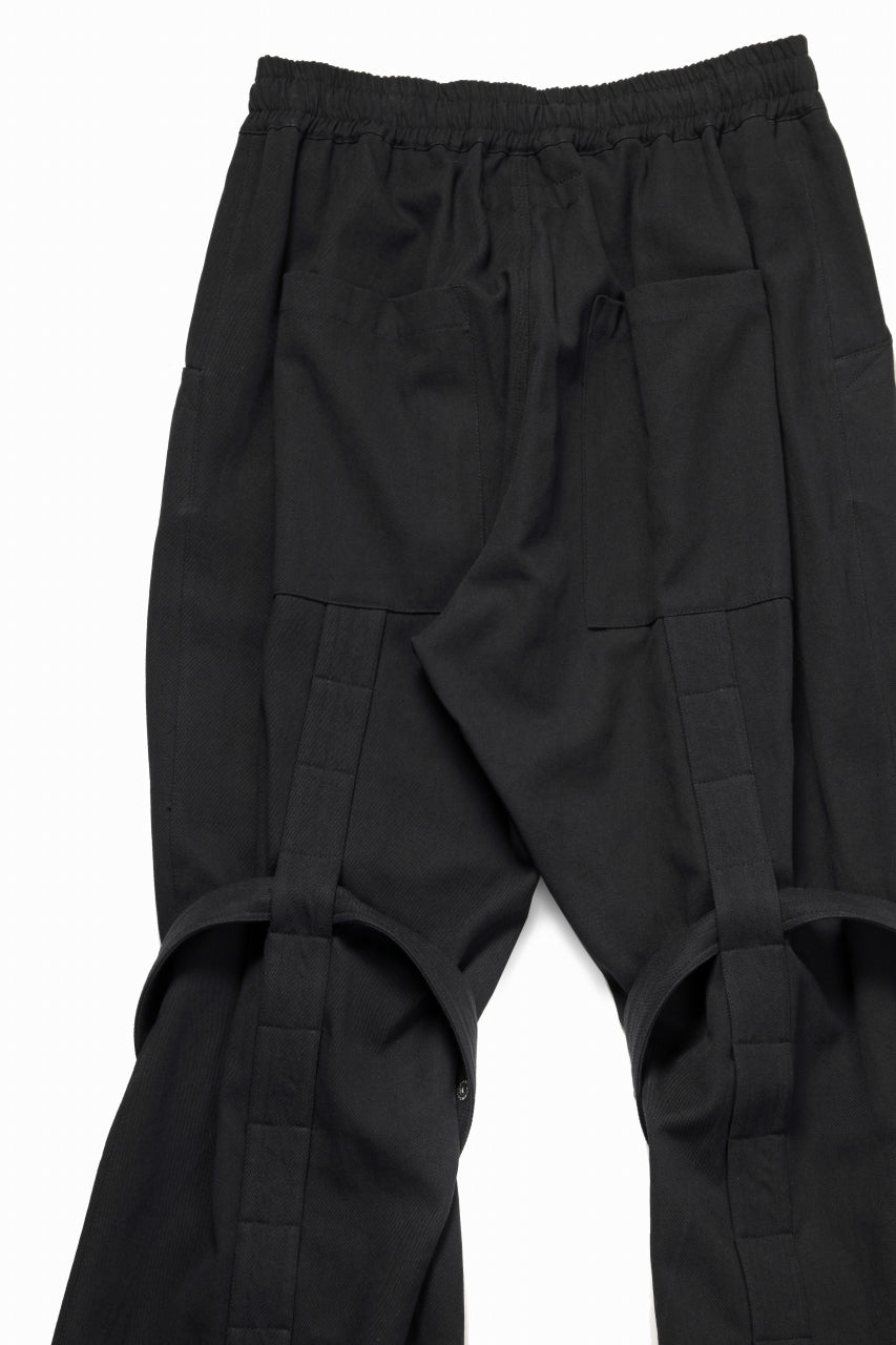 A.F ARTEFACT CROSS BELTED-LEG PANTS / COTTON LINEN TWILL (BLACK)