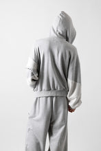 画像をギャラリービューアに読み込む, Feng Chen Wang PANELLED FULL ZIP HOODIE (GREY)