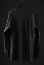 Load image into Gallery viewer, CHANGES exclusive VINTAGE REMAKE L/S TOPS (MULTI BLACK #B)