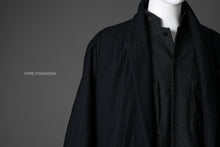 Load image into Gallery viewer, forme d&#39;expression Double Breasted Long Coat (Black)