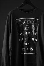 Load image into Gallery viewer, CHANGES exclusive VINTAGE REMAKE L/S TOPS (MULTI BLACK #F)