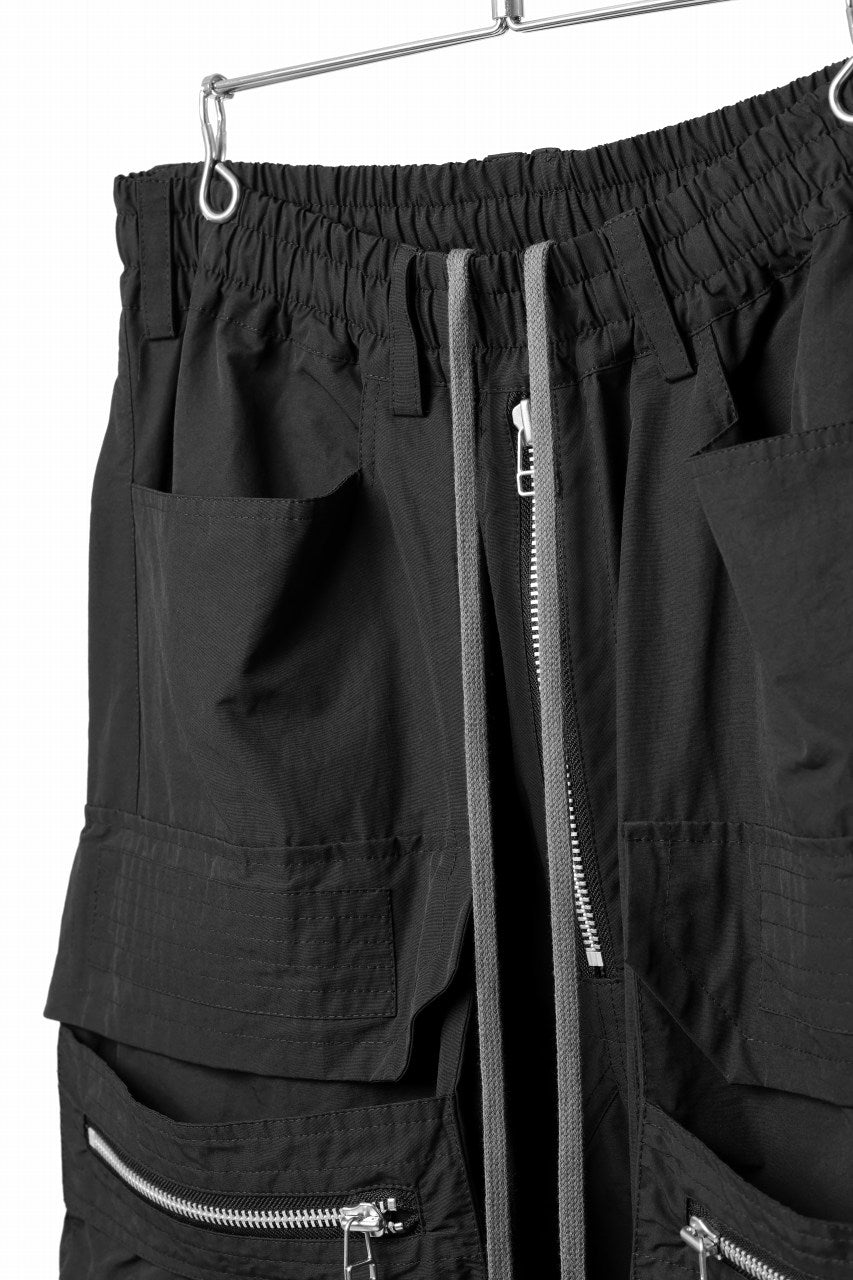 A.F ARTEFACT CARGO SAROUEL EASY PANTS / SMOOTH NYLON (BLACK)