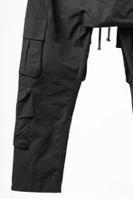 Load image into Gallery viewer, A.F ARTEFACT CARGO SAROUEL EASY PANTS / SMOOTH NYLON (BLACK)