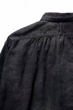 Load image into Gallery viewer, COLINA THE SHIRTS / NATURAL DYED LINEN POPLIN (暗黒染)